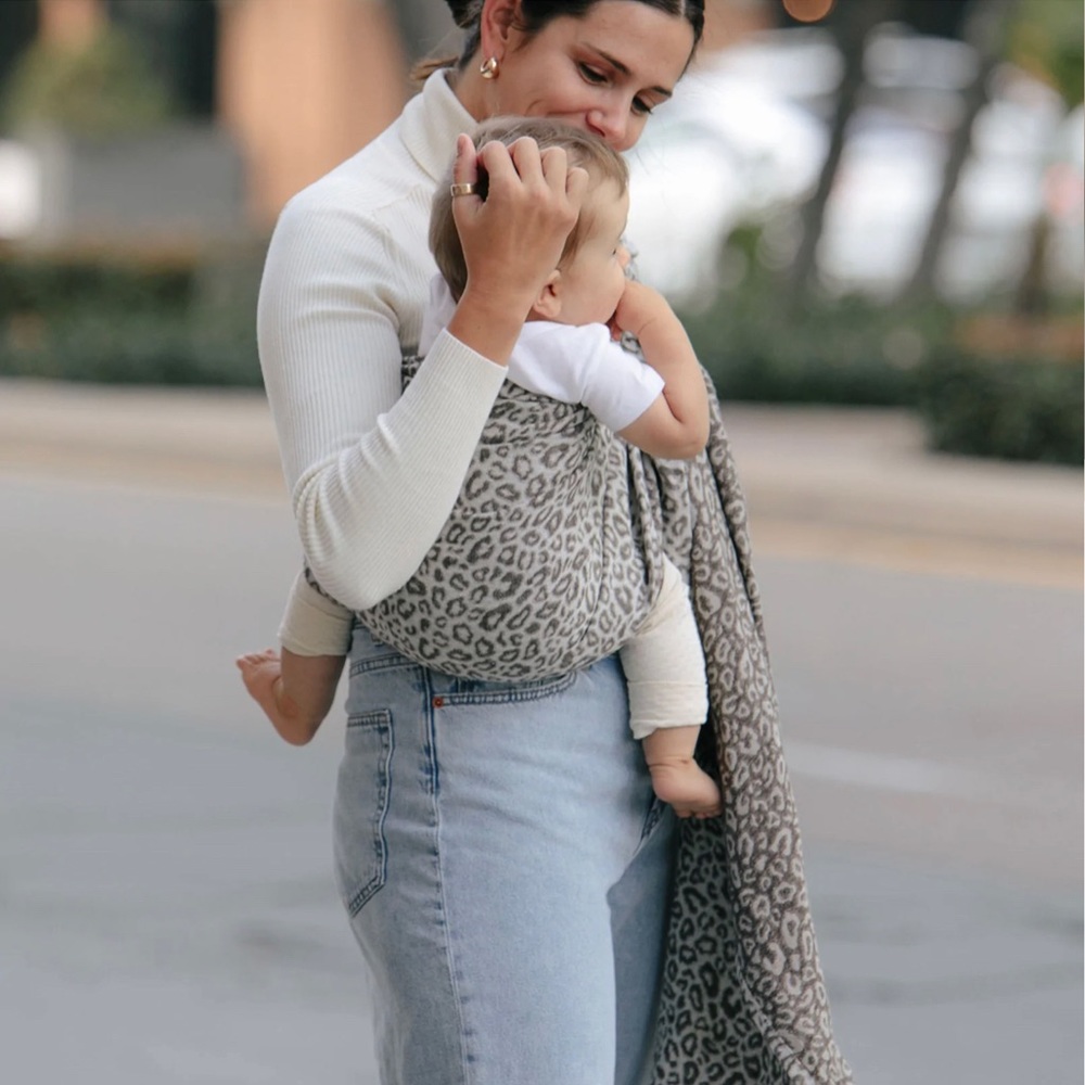 Brand New Wildbird Snow Leopard Sling